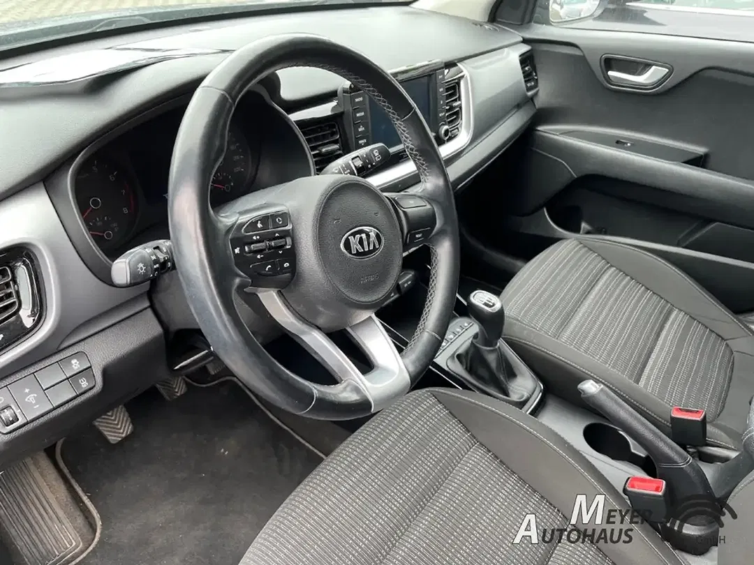 Kia Stonic - Thumbnail 15