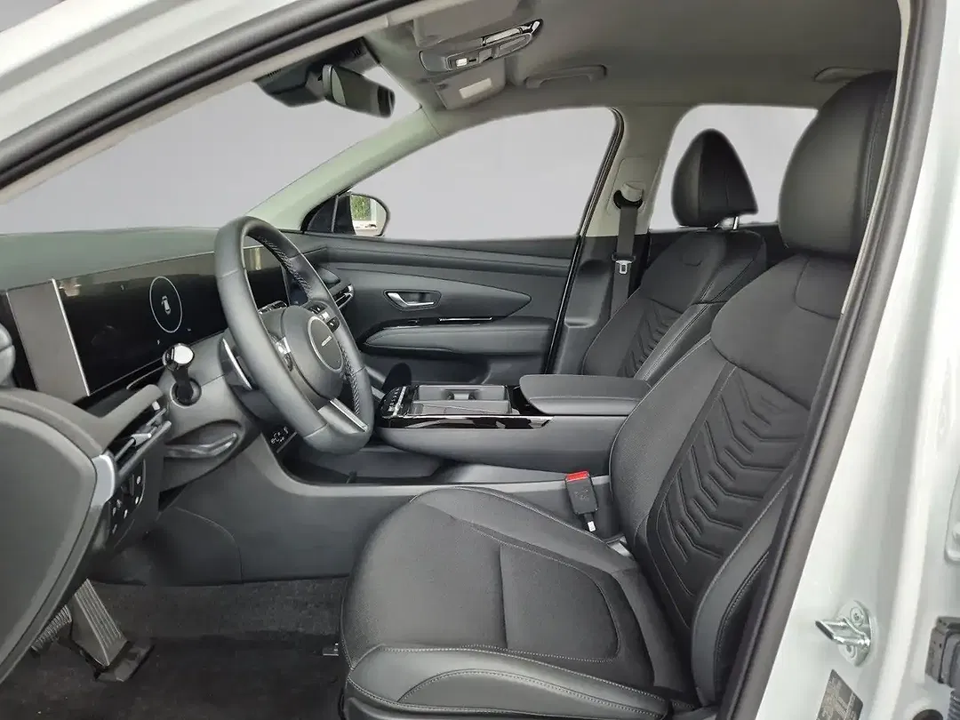 Hyundai TUCSON - Thumbnail 7