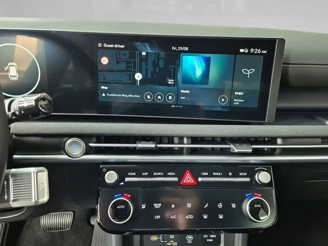 Hyundai TUCSON - Thumbnail 9