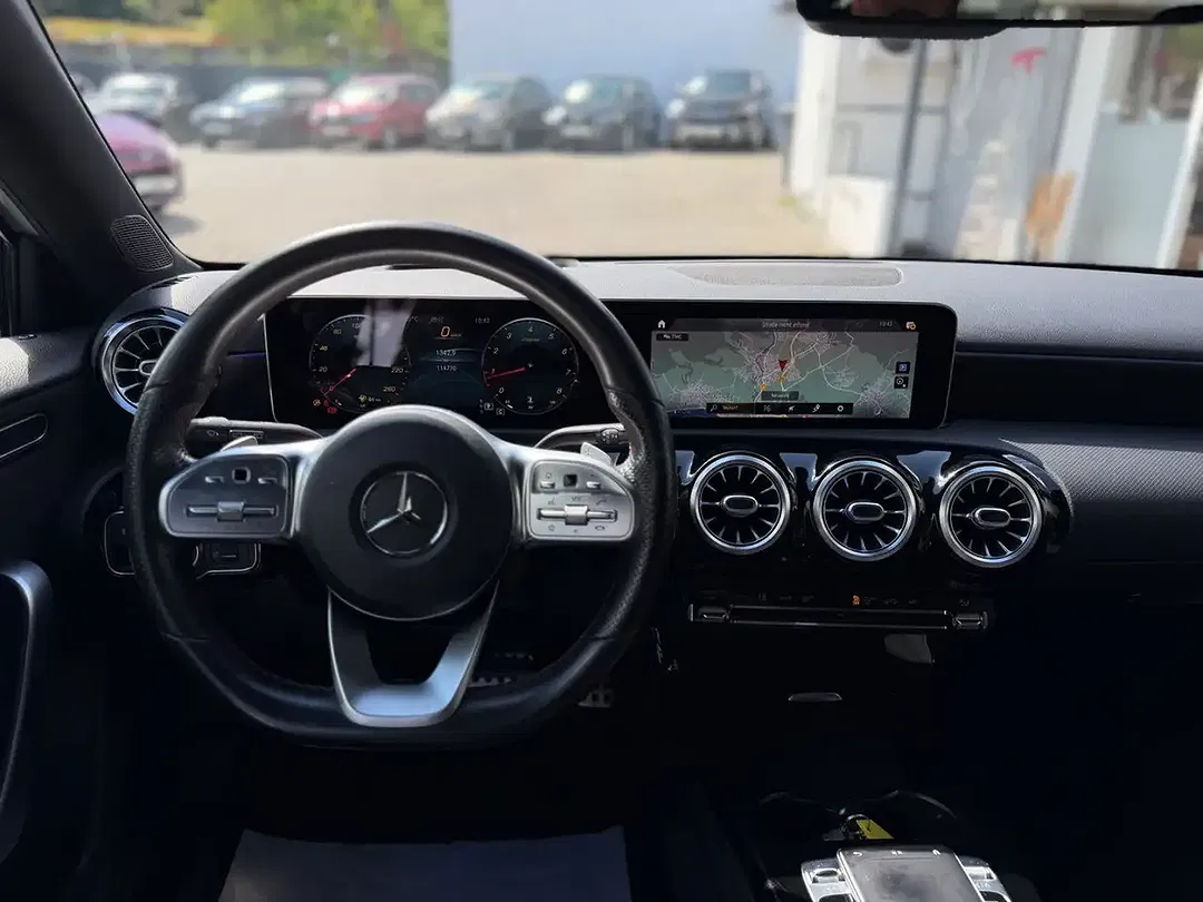 Mercedes-Benz A 200 - Thumbnail 11