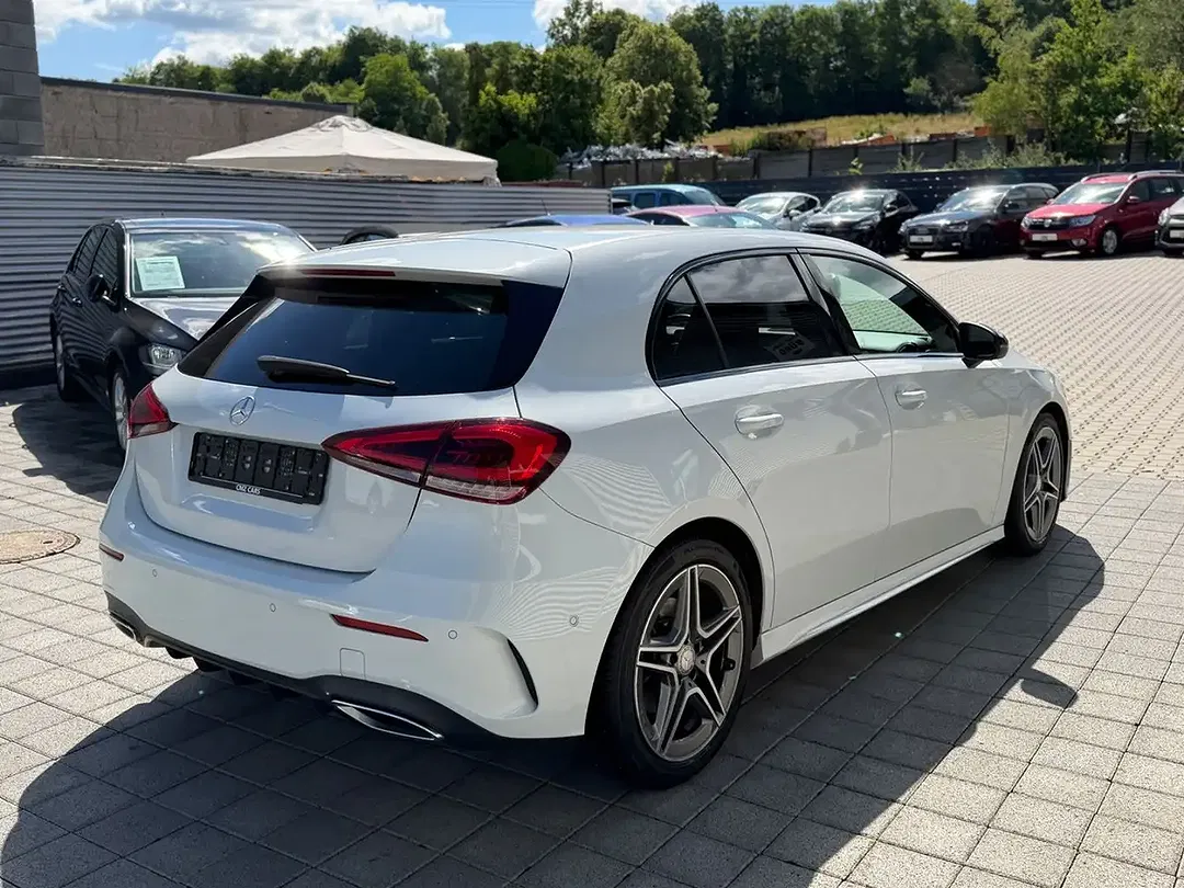 Mercedes-Benz A 200 - Thumbnail 8