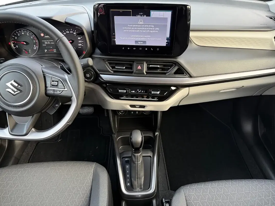Suzuki Swift - Thumbnail 11