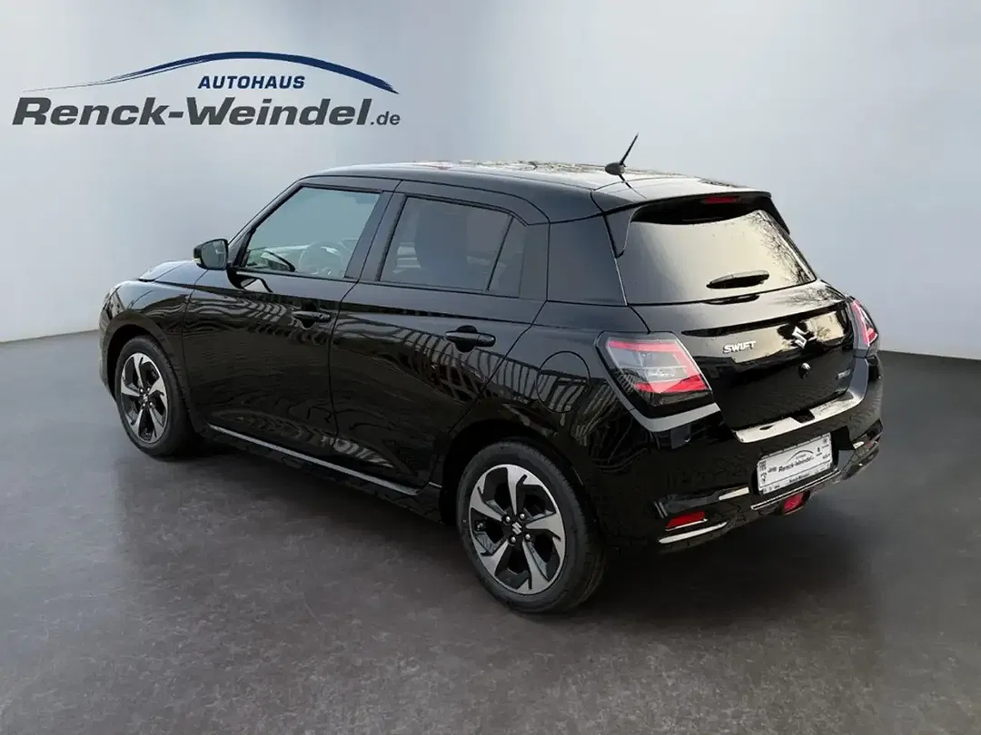 Suzuki Swift - Thumbnail 3