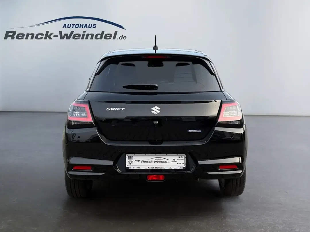 Suzuki Swift - Thumbnail 4