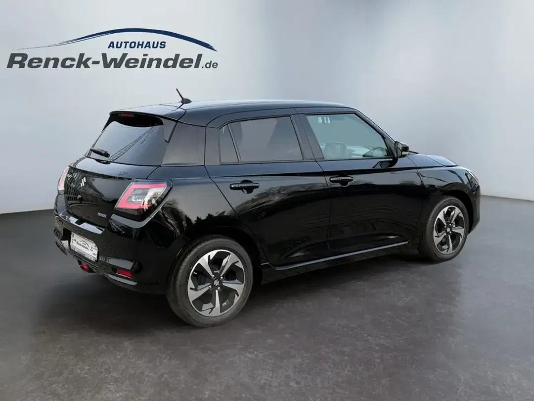 Suzuki Swift - Thumbnail 5