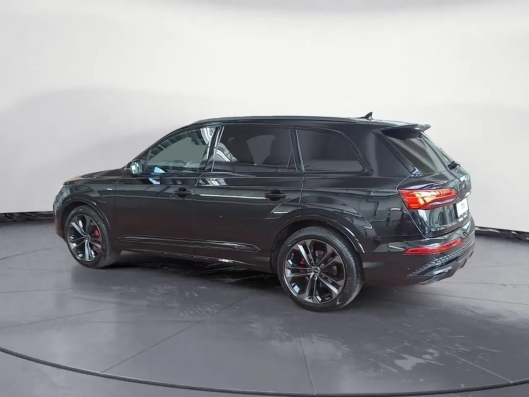 Audi Q7 - Thumbnail 2