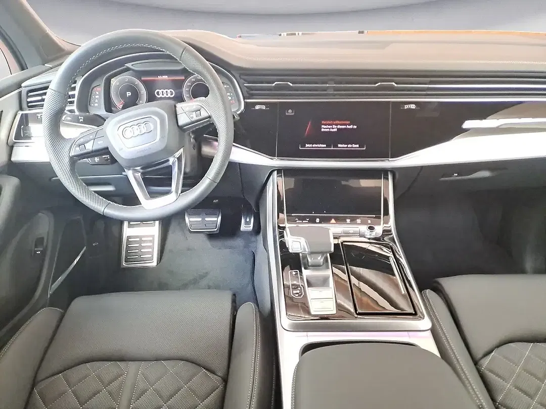Audi Q7 - Thumbnail 8