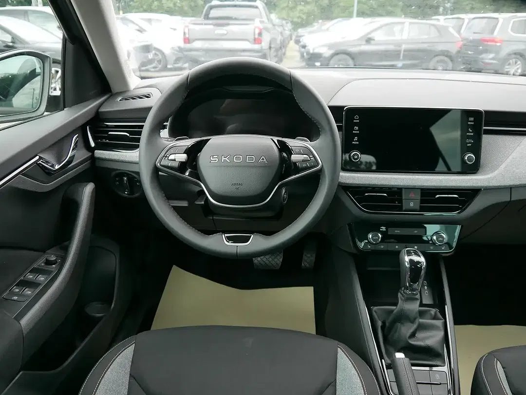 Skoda Kamiq - Thumbnail 12