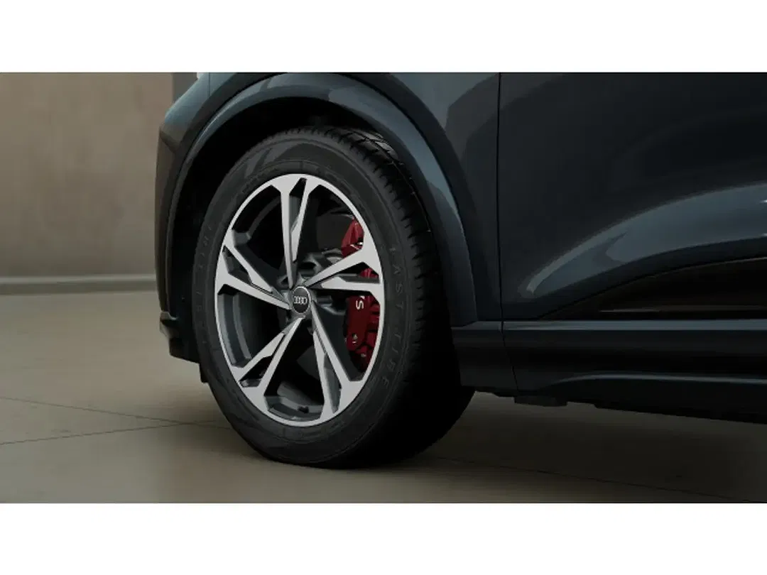 Audi SQ6 e-tron - Thumbnail 4
