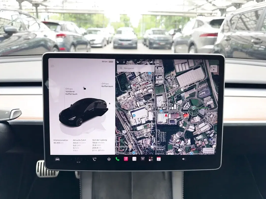 Tesla Model 3 - Thumbnail 12