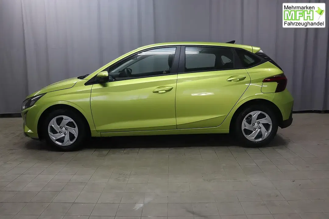 Hyundai i20 - Thumbnail 3