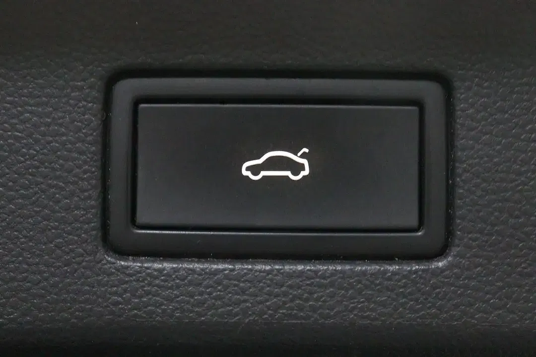Volkswagen Arteon - Thumbnail 9