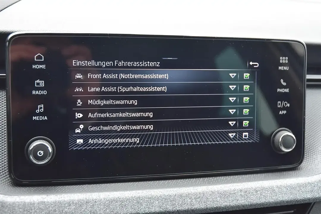 Skoda Kamiq - Thumbnail 26