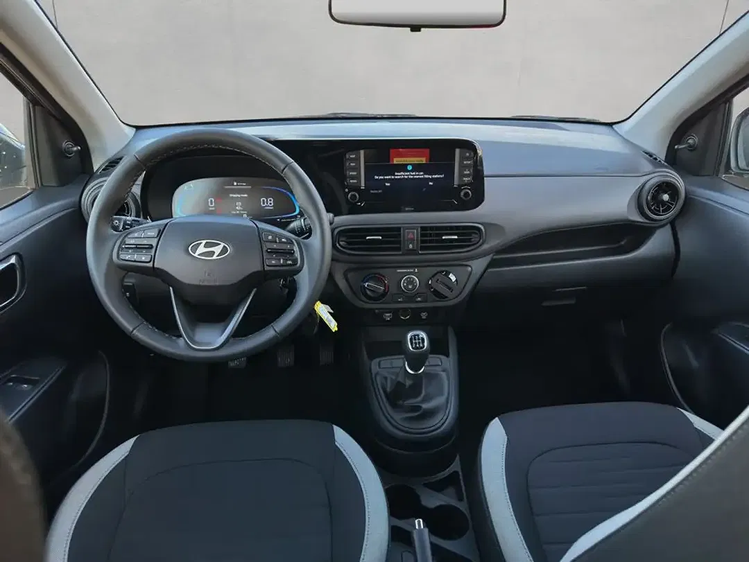 Hyundai i10 - Thumbnail 12