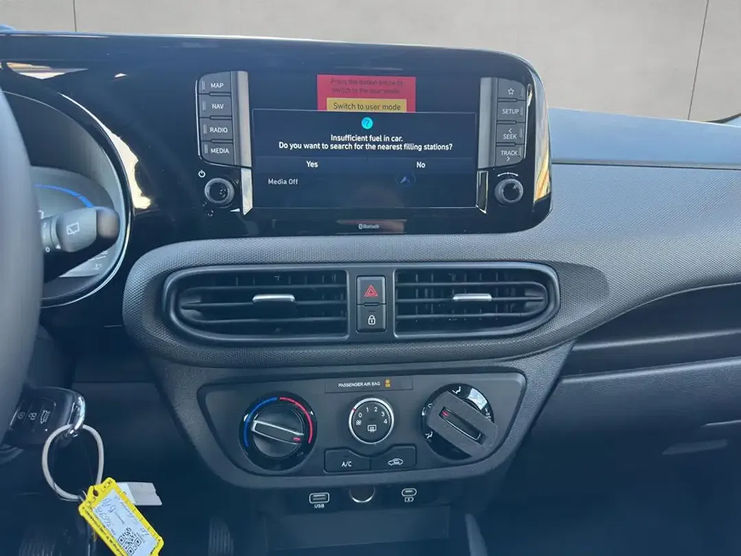 Hyundai i10 - Thumbnail 14