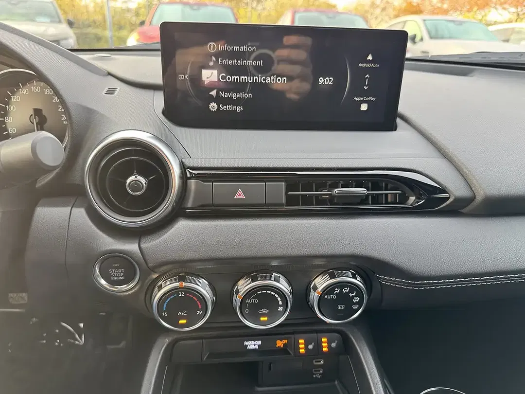 Mazda 2 - Thumbnail 12