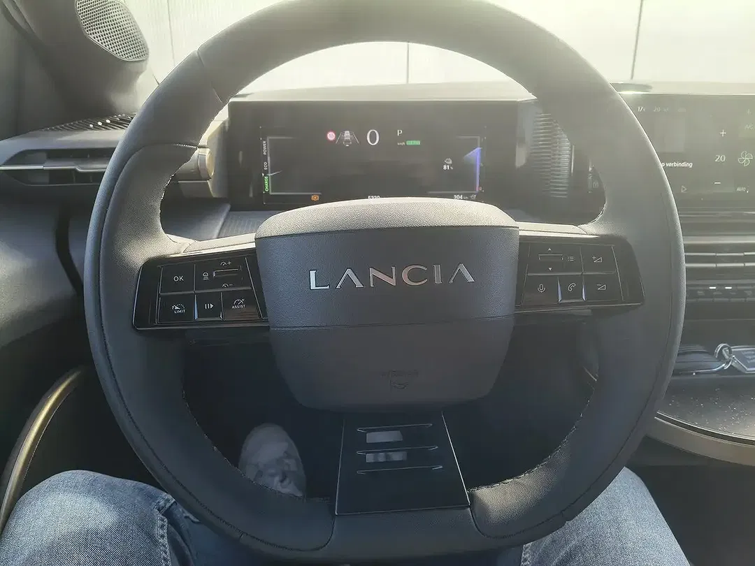 Lancia Ypsilon - Thumbnail 14