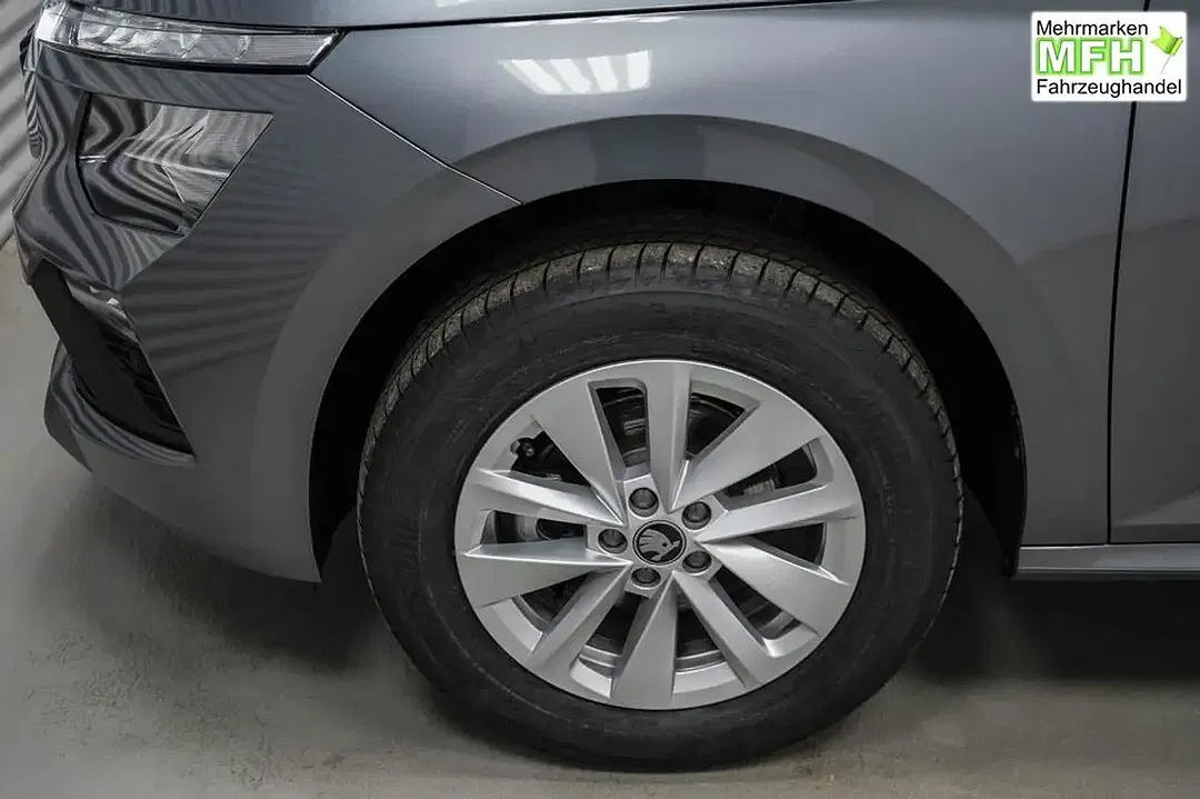Skoda Kamiq - Thumbnail 4
