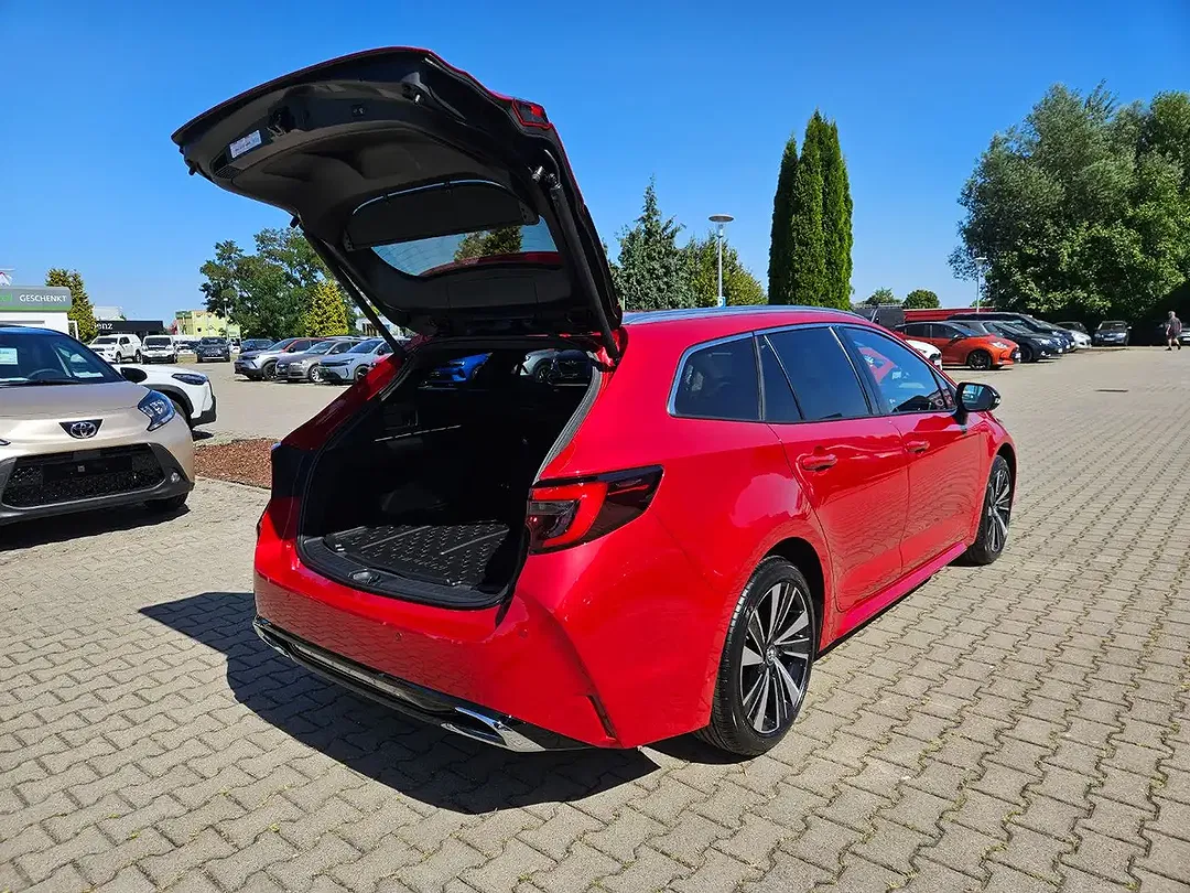 Toyota Corolla - Thumbnail 10