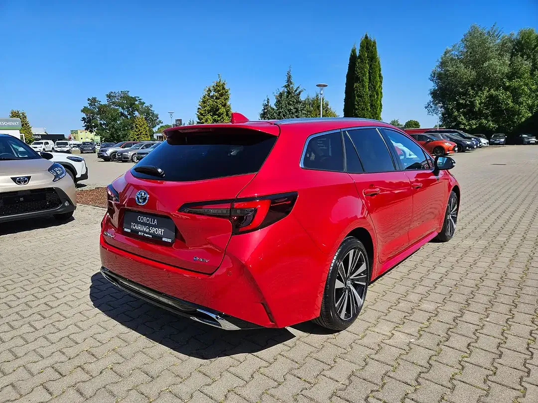 Toyota Corolla - Thumbnail 11
