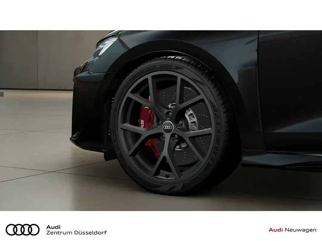 Audi RS3 - Thumbnail 5