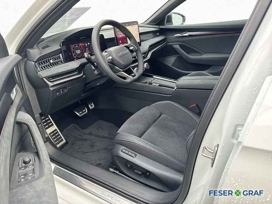 Skoda Superb - Thumbnail 11