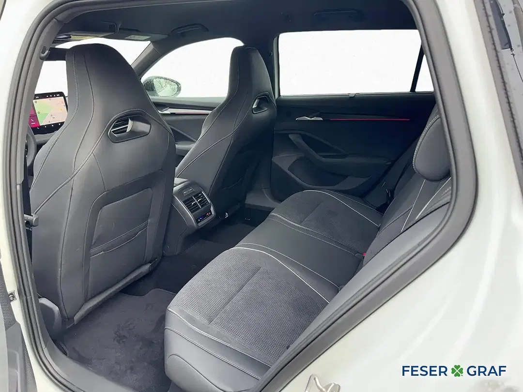 Skoda Superb - Thumbnail 13