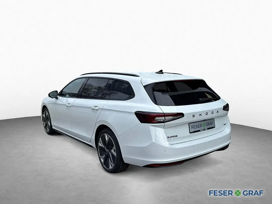 Skoda Superb - Thumbnail 5