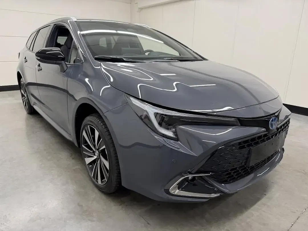 Toyota Corolla - Thumbnail 2