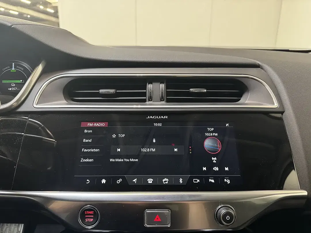 Jaguar I-Pace - Thumbnail 14