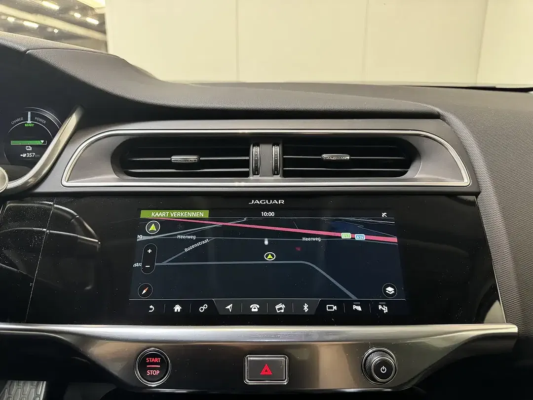Jaguar I-Pace - Thumbnail 17