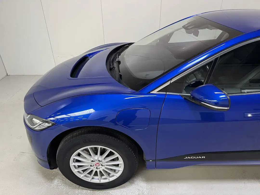 Jaguar I-Pace - Thumbnail 23