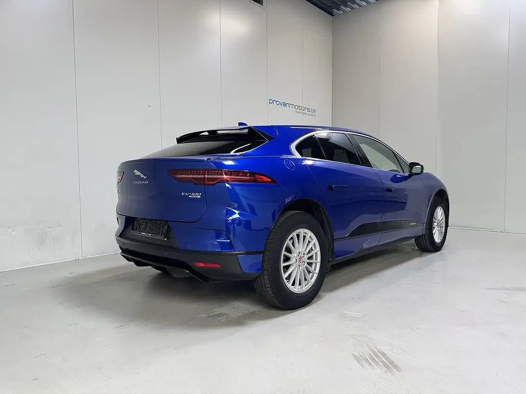 Jaguar I-Pace - Thumbnail 3