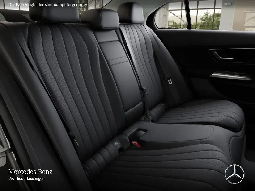 Mercedes-Benz E 220 - Thumbnail 11