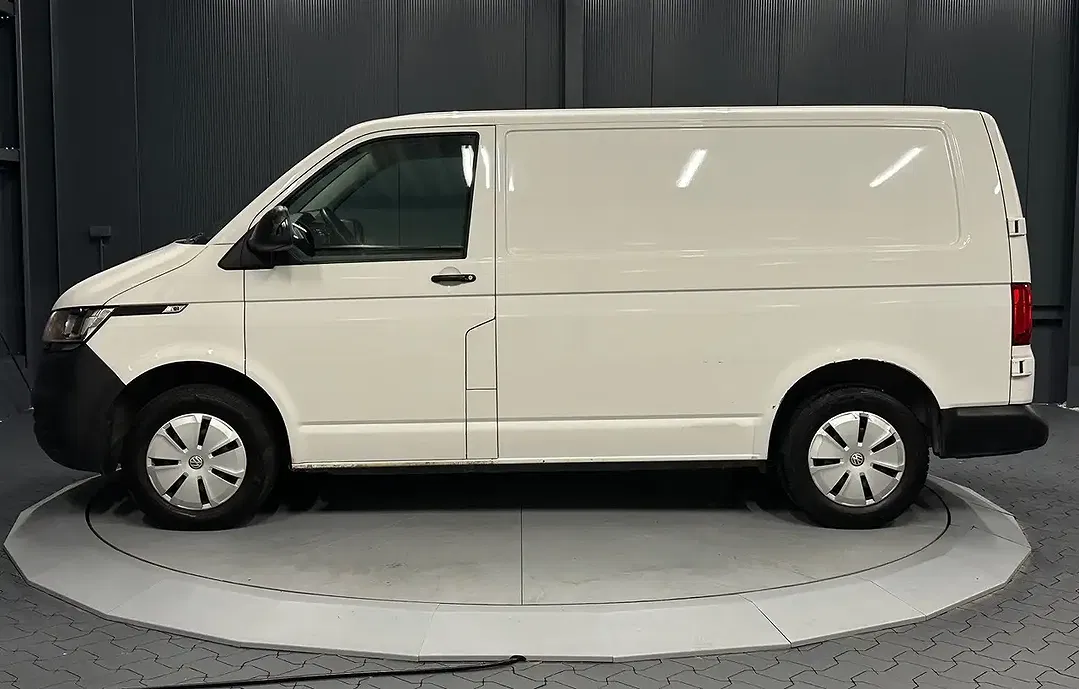 Volkswagen Transporter - Thumbnail 2
