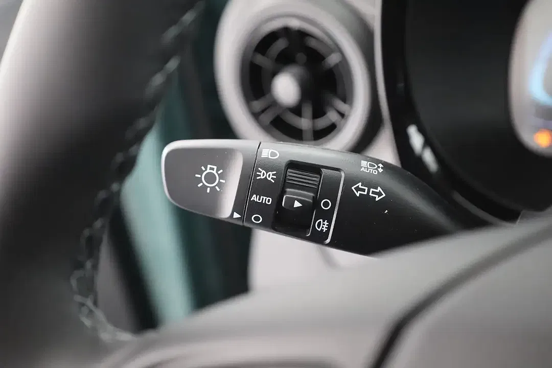 Hyundai i10 - Thumbnail 17