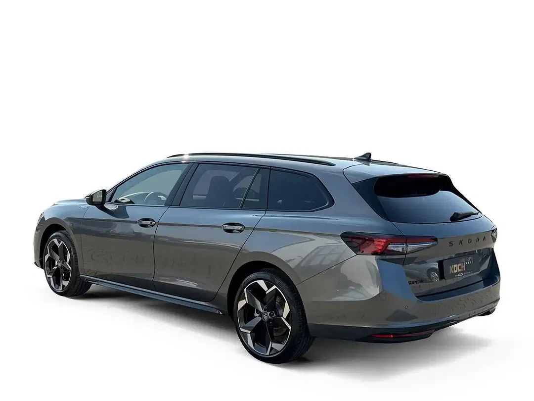 Skoda Superb - Thumbnail 4