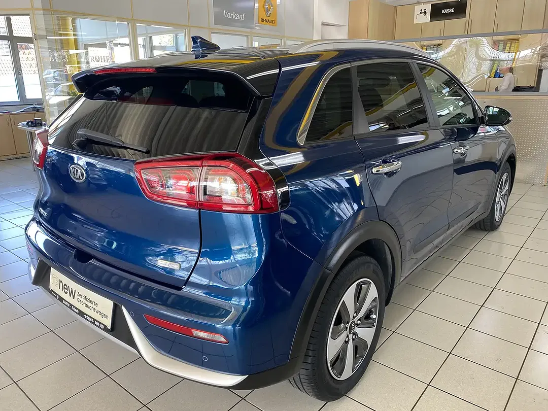 Kia Niro - Thumbnail 4