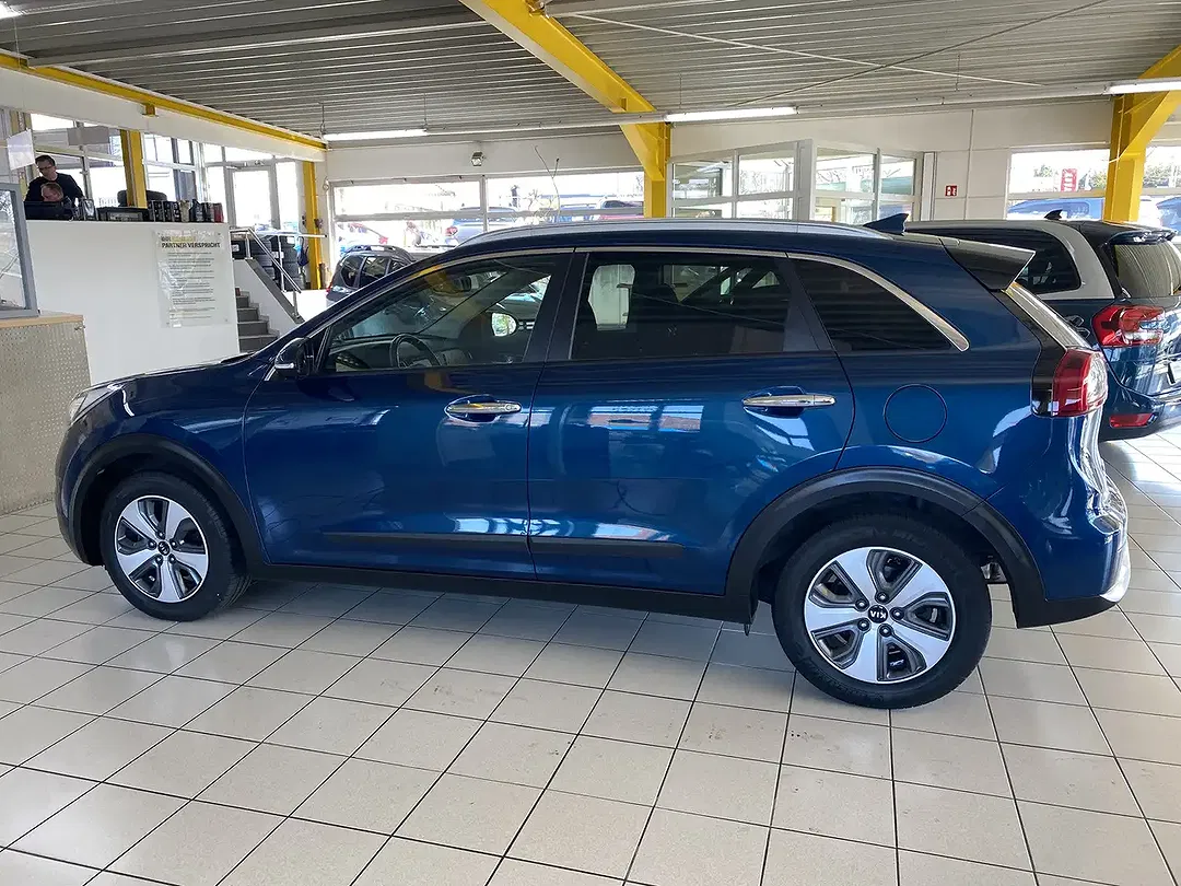 Kia Niro - Thumbnail 6