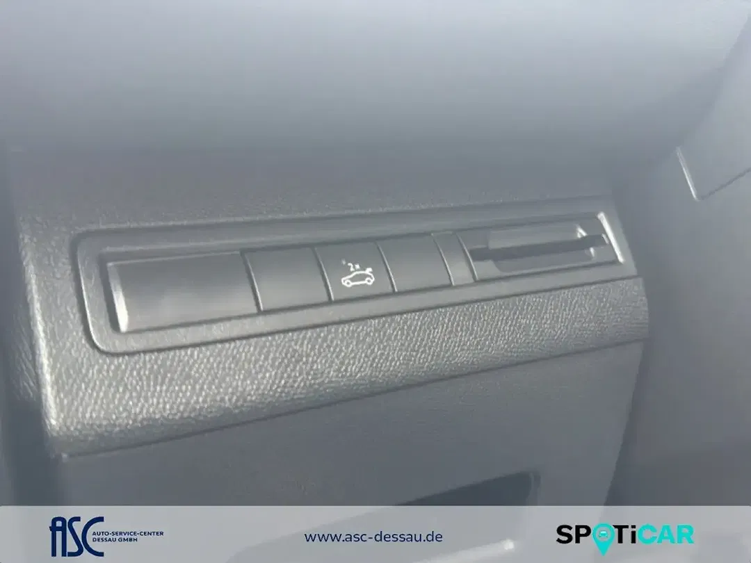 Peugeot 5008 - Thumbnail 15