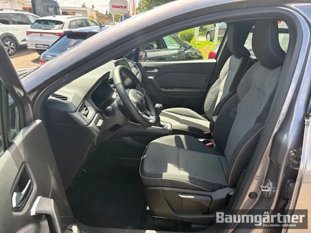 Renault Captur - Thumbnail 5