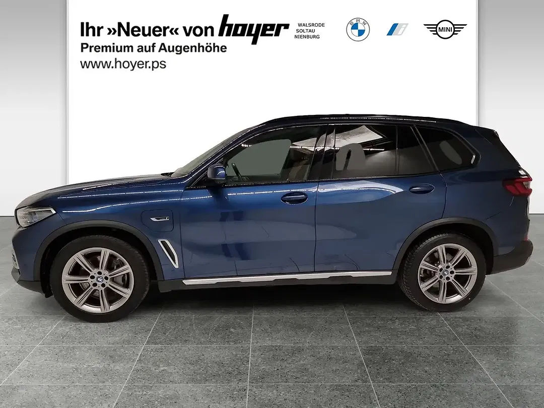 BMW X5 - Thumbnail 3