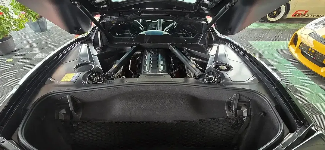 Corvette C8 - Thumbnail 7
