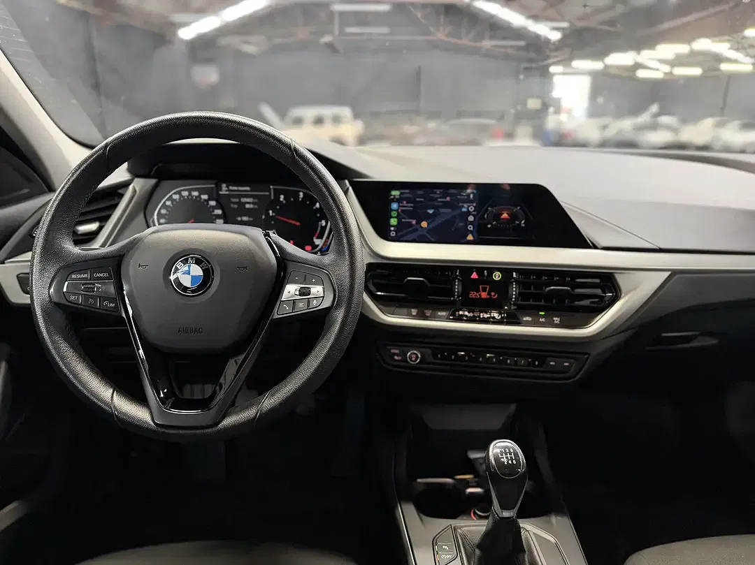 BMW 116 - Thumbnail 10