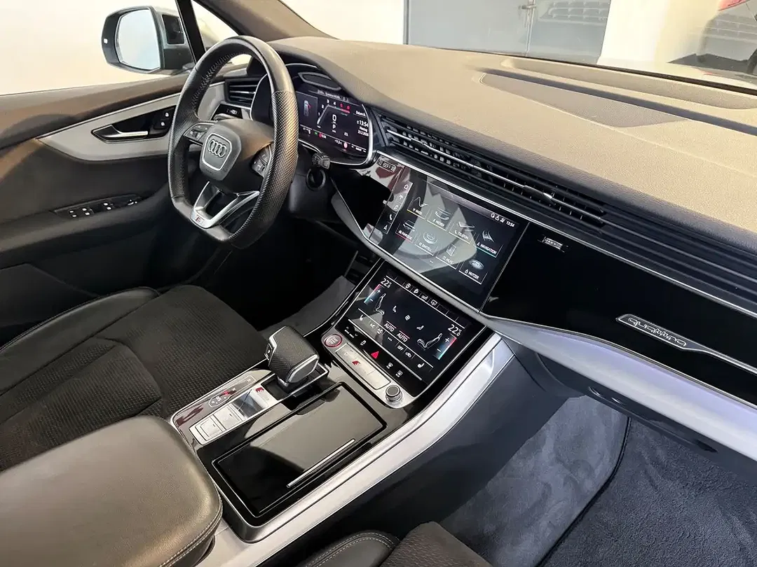 Audi SQ7 - Thumbnail 2