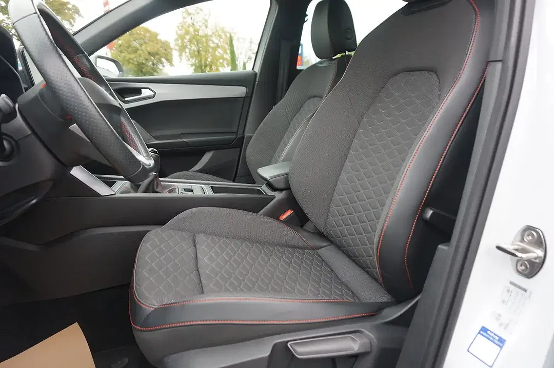 SEAT Leon - Thumbnail 11