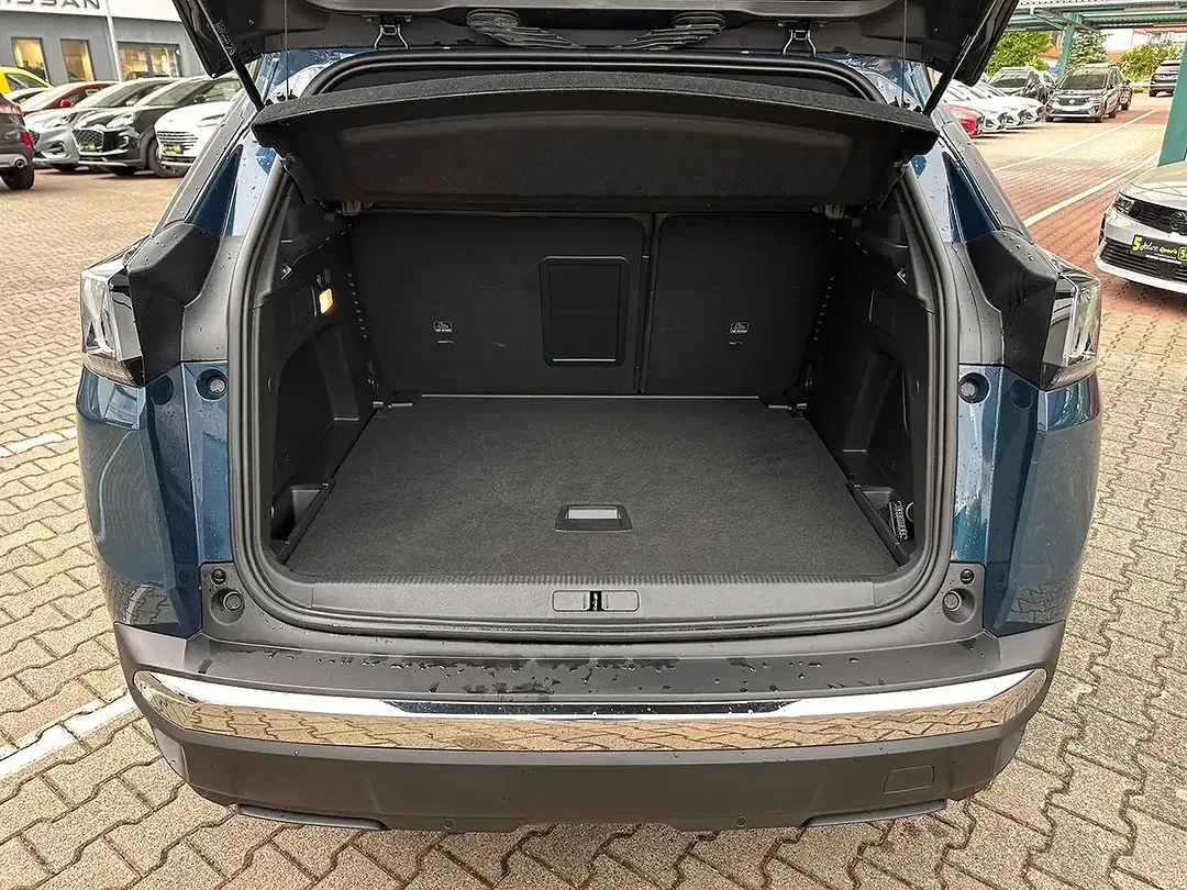 Peugeot 3008 - Thumbnail 9