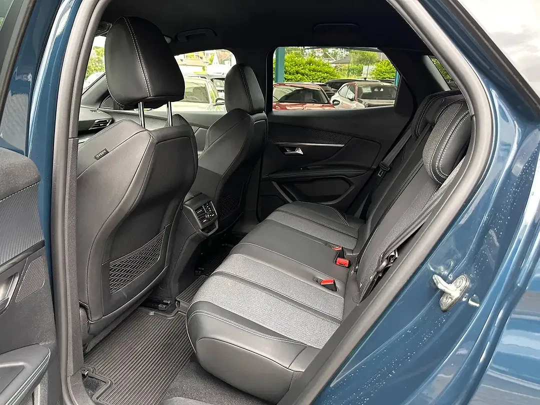 Peugeot 3008 - Thumbnail 10
