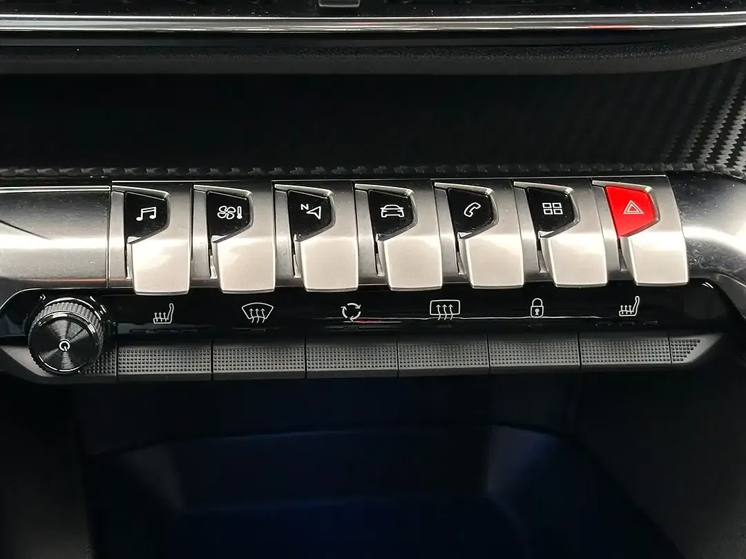 Peugeot 3008 - Thumbnail 15