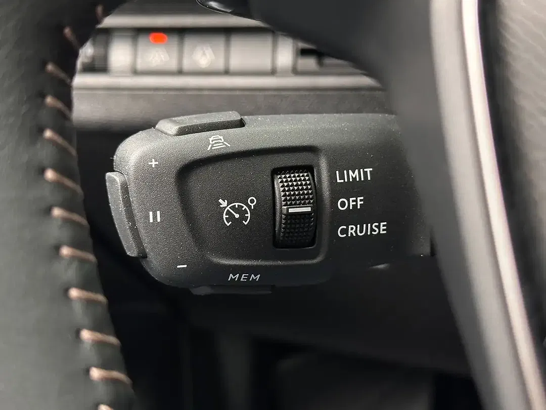 Peugeot 3008 - Thumbnail 20